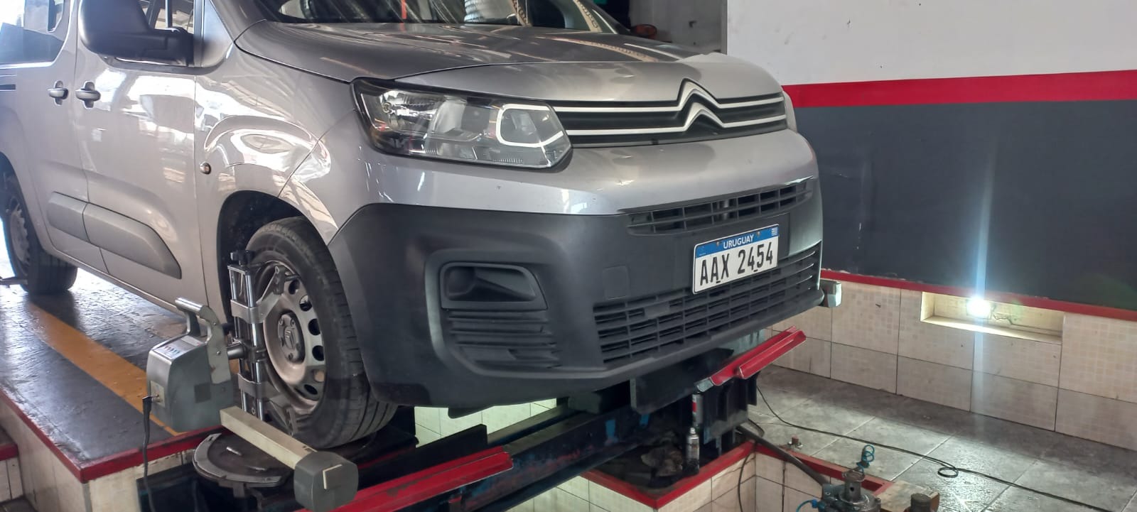 Automecánica MG /// Servicio//// Alineación 