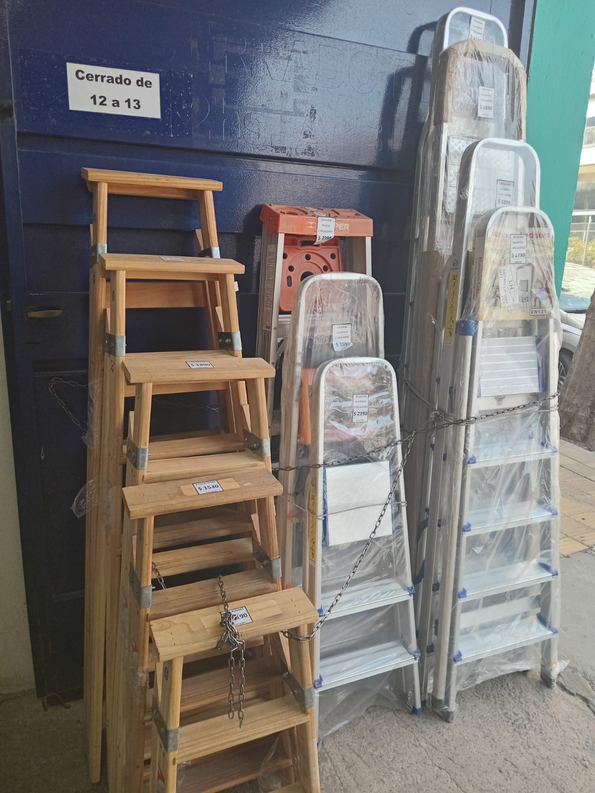 FERRETERÍA Y BARRACA DANIEL  