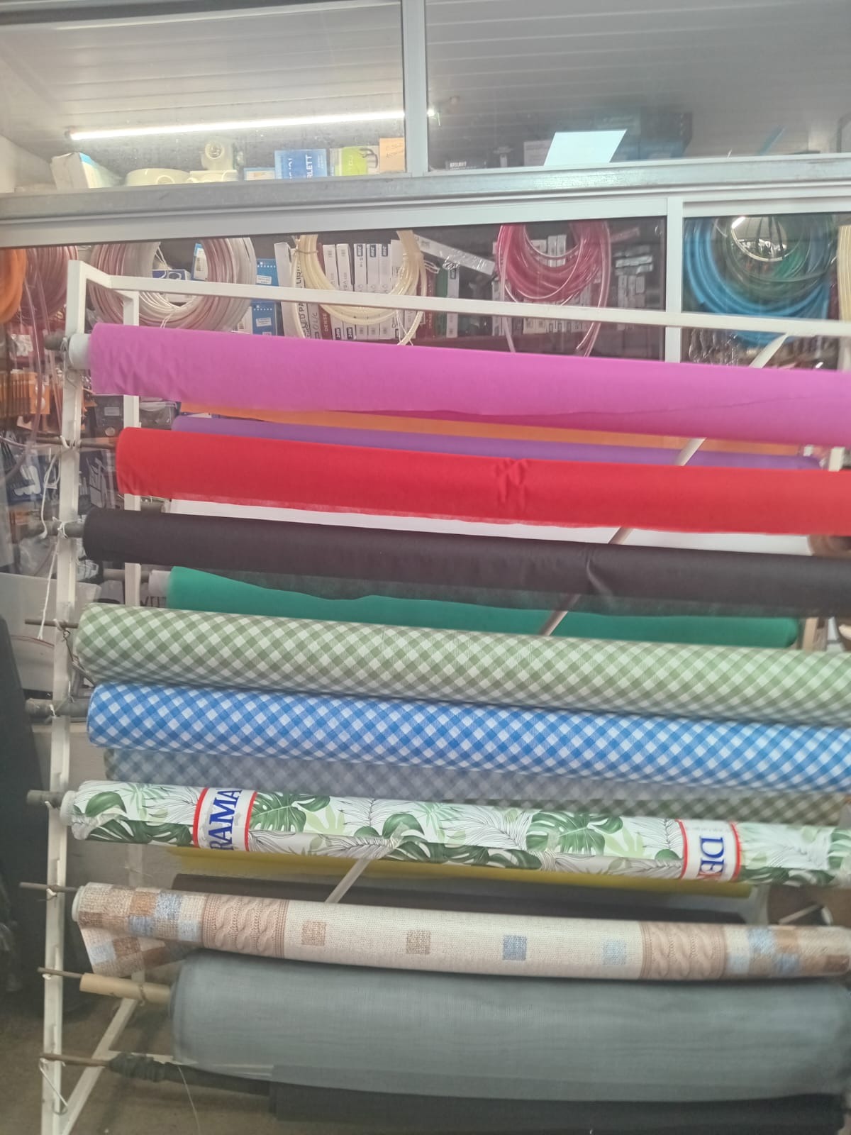 FERRETERÍA Y BARRACA DANIEL  