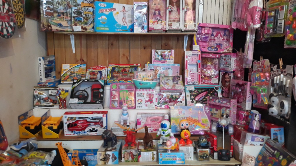 EL RINCÓN DE LOS PEQUES  