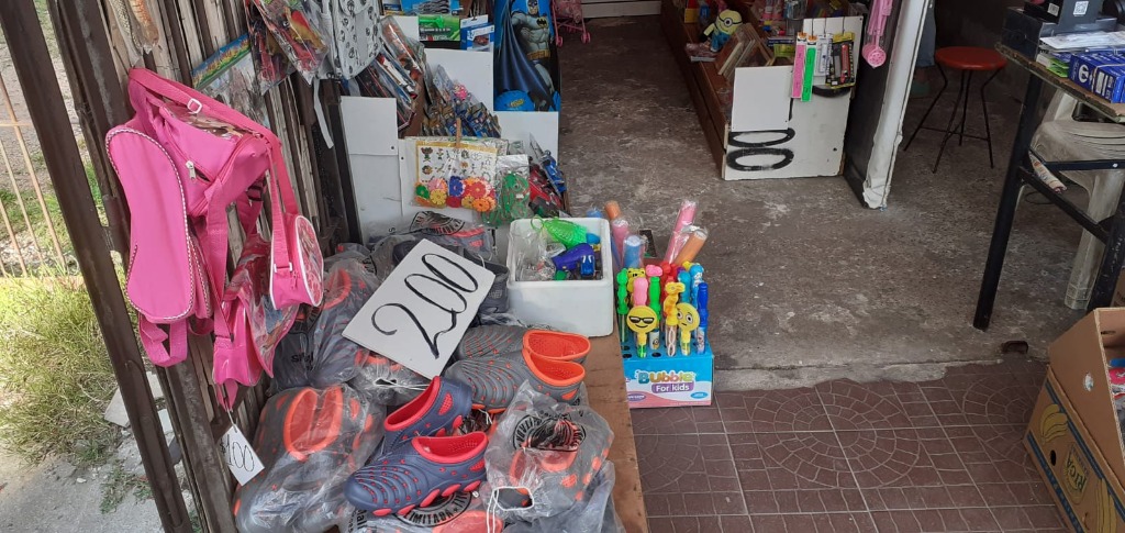 EL RINCÓN DE LOS PEQUES  