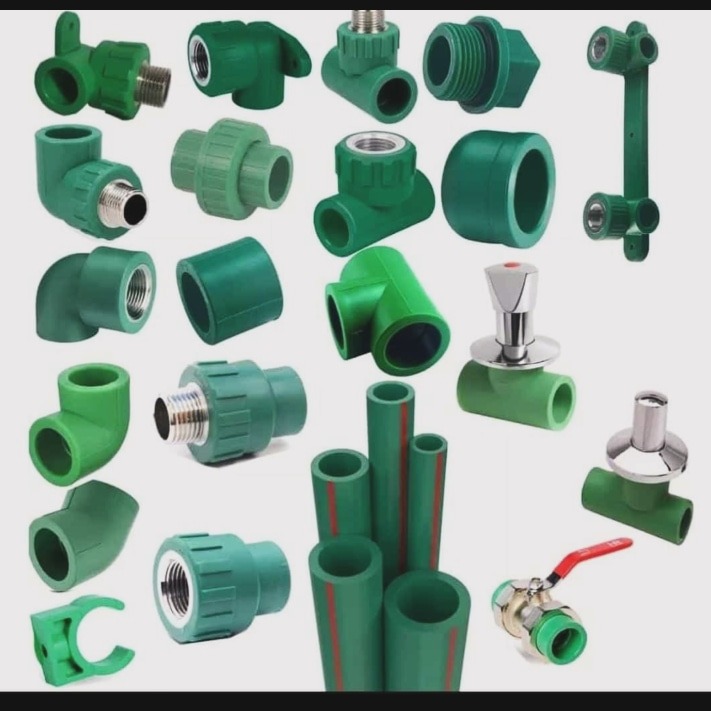 FERRETERIA FERRE LEZICA FERRETERIA FERRE LEZICA Sanitaria 
Pintureria 
Albañileria 
Jardinería 
He