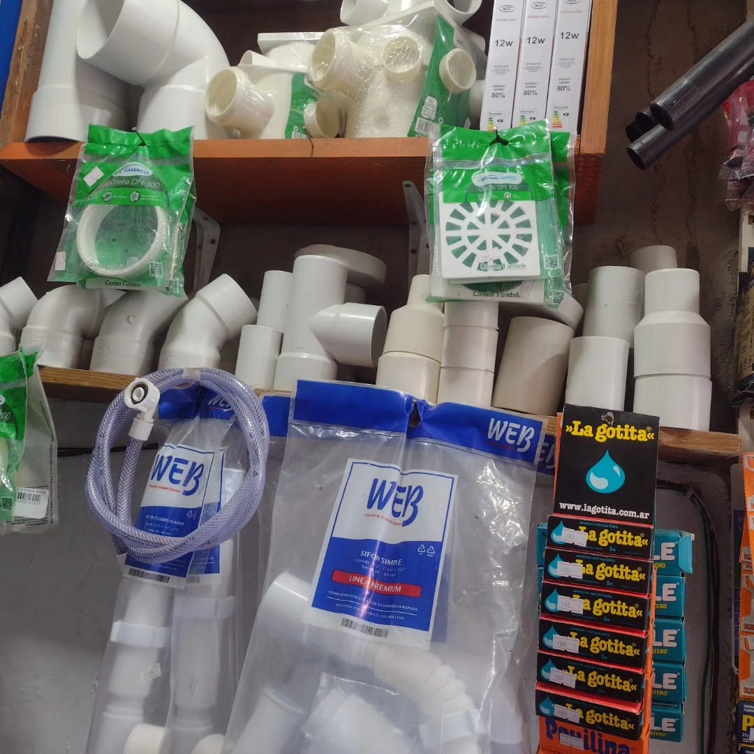 FERRETERIA FERRE LEZICA FERRETERIA FERRE LEZICA Sanitaria 
Pintureria 
Albañileria 
Jardinería 
He