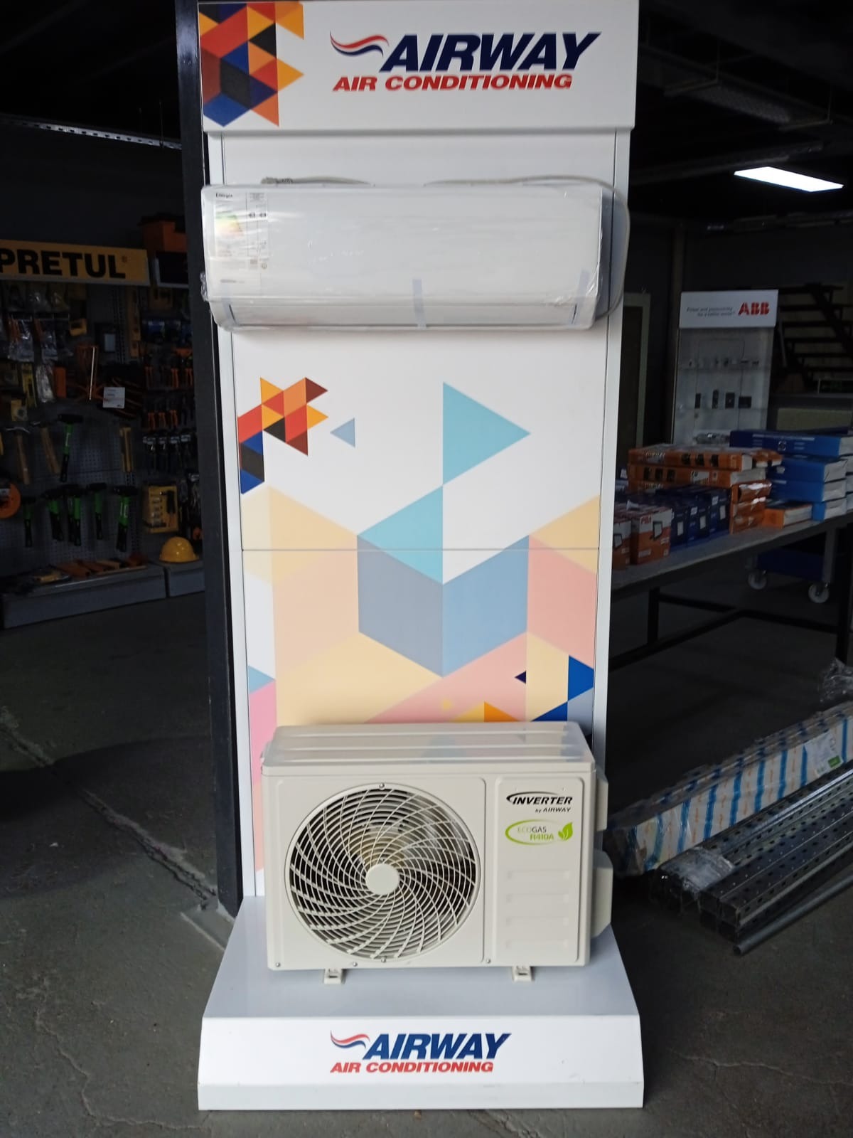 GAMI ELECTRICIDAD GAMI ELECTRICIDAD Materiales eléctricos 
Lámparas 
Técnico en aire a