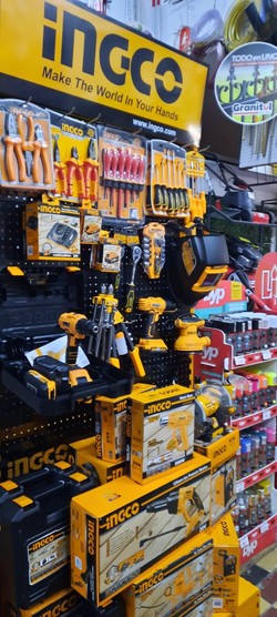 FERRETERIA EL LABRADOR 