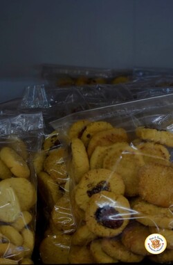 PANADERÍA Y CONFITERIA PAN Y CREMA 