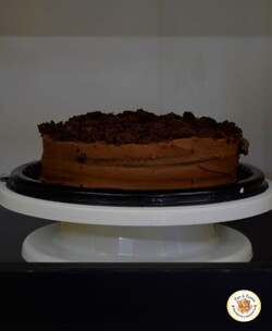 PANADERÍA Y CONFITERIA PAN Y CREMA 