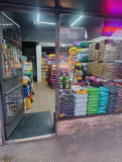 BIGOTES Y PATAS LAS PIEDRAS 