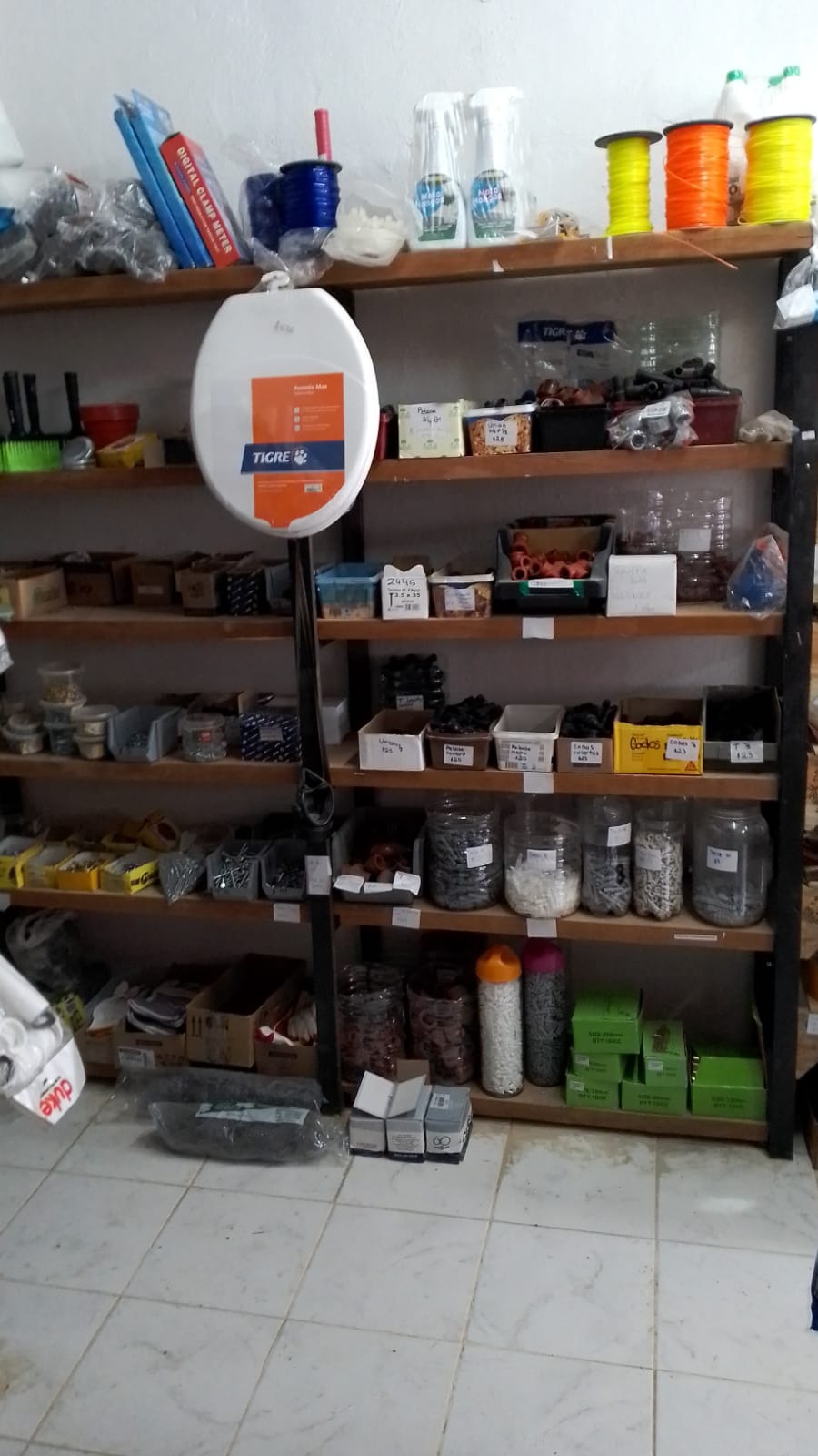 MG BARRACA DE MATERIALES  