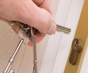 HERRERÍA Y CERRAJERÍA JAVIER CASAS HERRERÍA Y CERRAJERÍA JAVIER CASAS