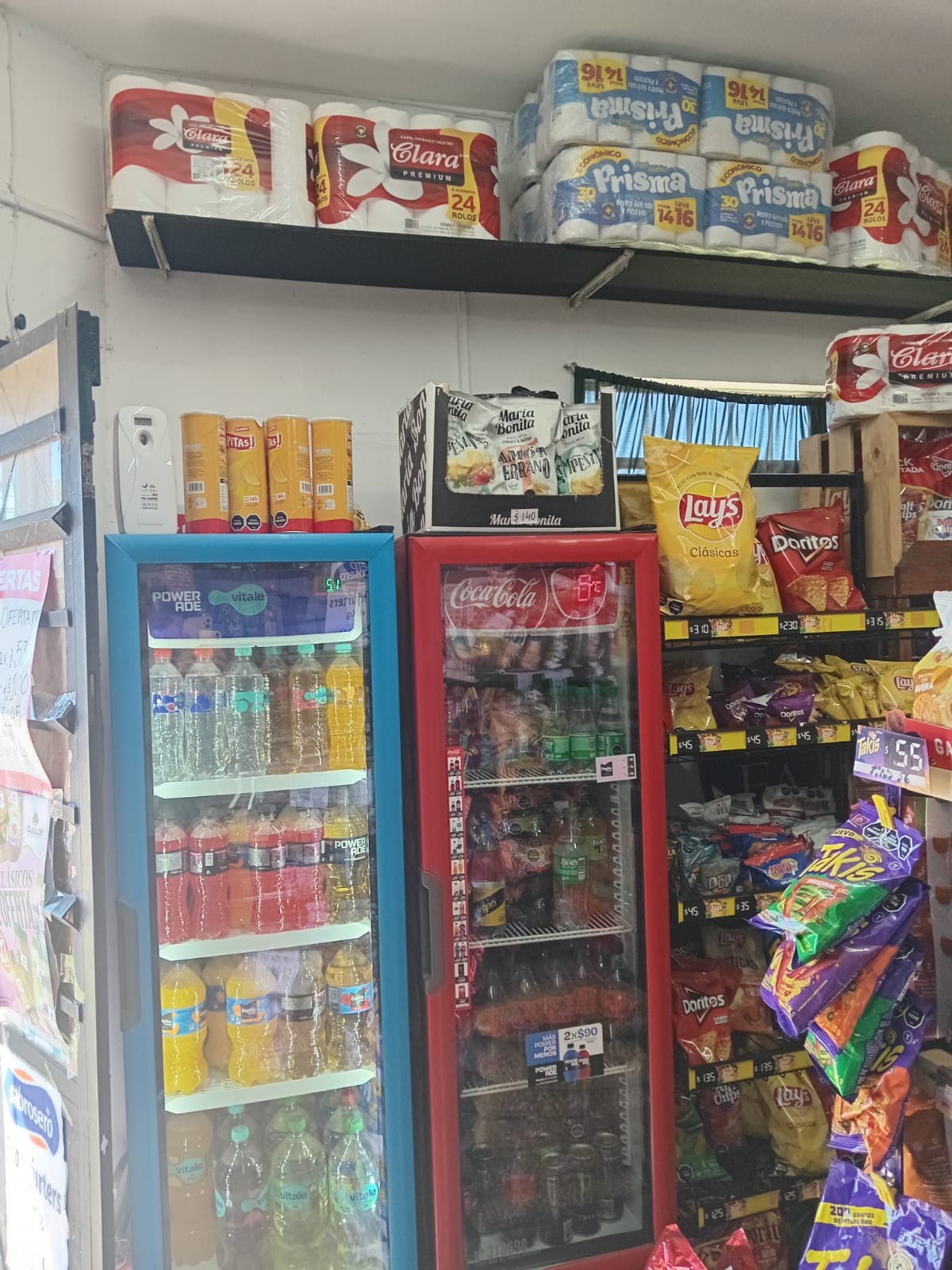 LOS TITANES AUTOSERVICE  