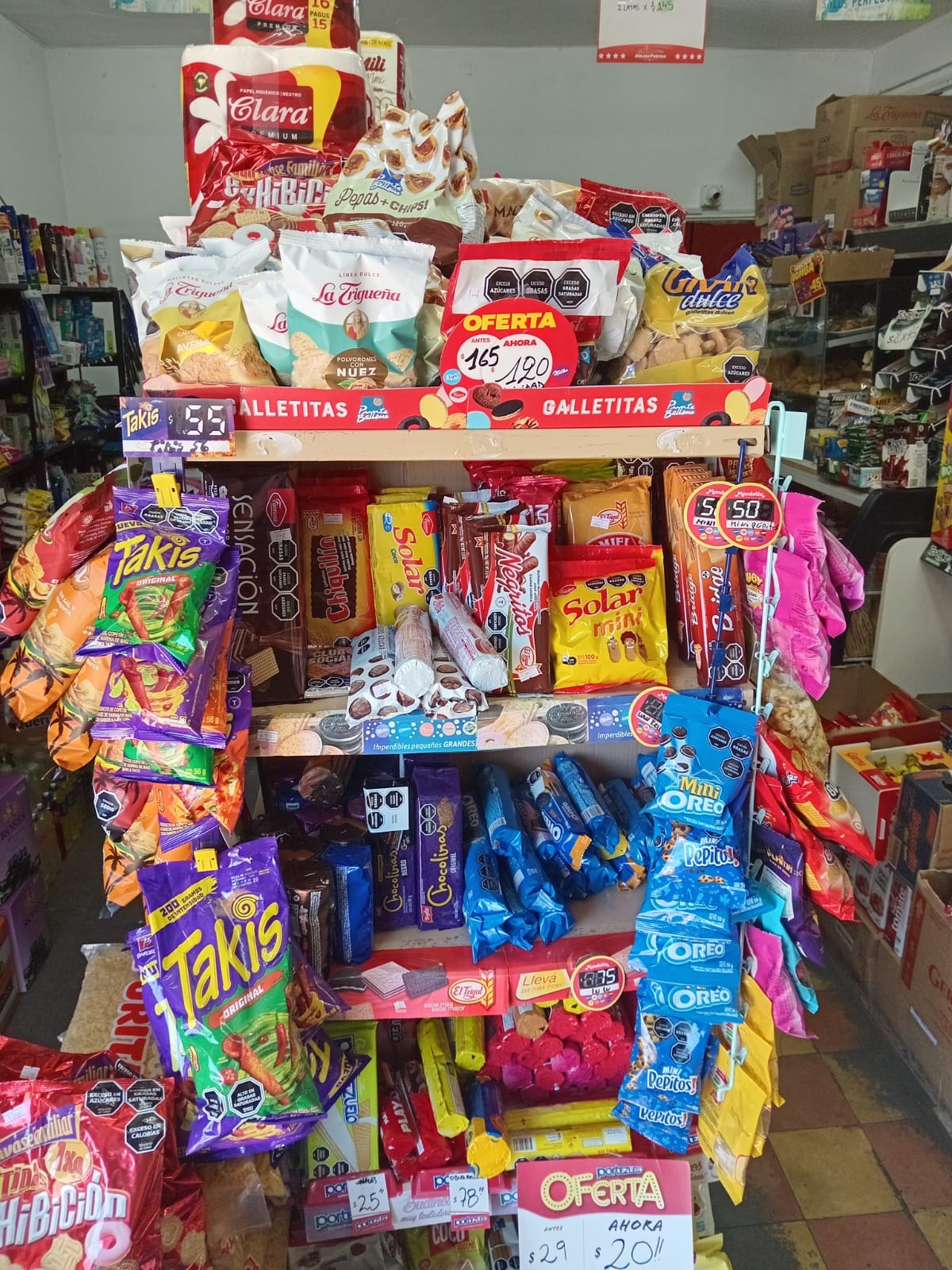 LOS TITANES AUTOSERVICE  