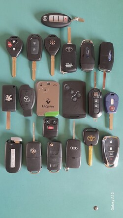 TALLER DE LOS SANTOS CERRAJERÍA AUTOMOTRIZ Y LLAVES CODIFICADAS 