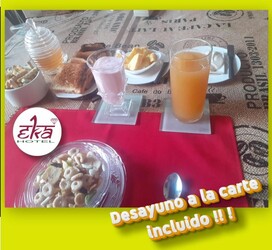 EKA HOTEL Desayuno a la carta incluído.
