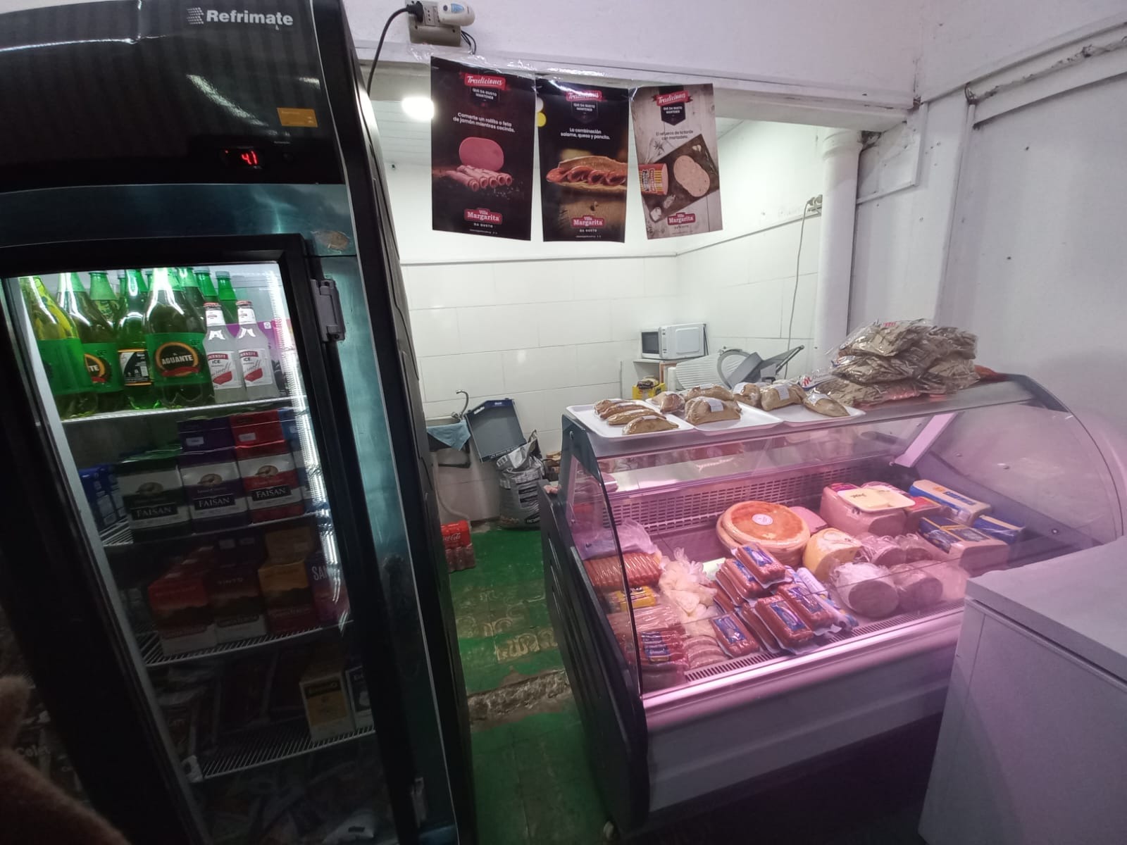 AUTOSERVICE LIAM YAHIR  