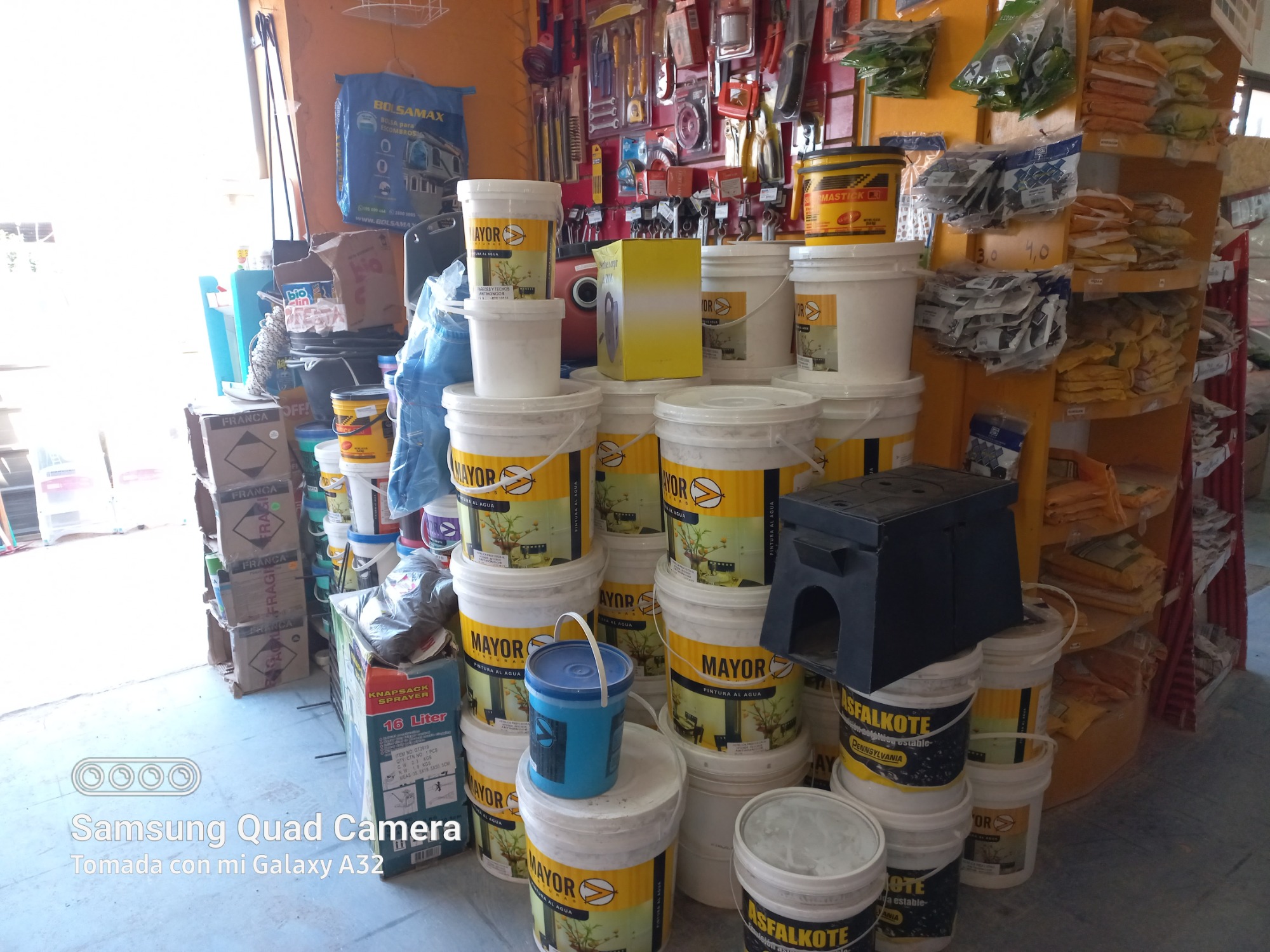 BARRACA DOBLE ERRE  De todo en pintureria