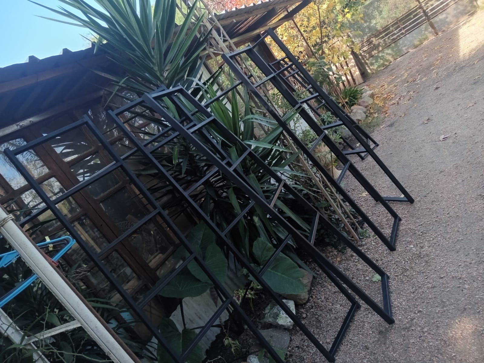 Carpintero a Medida Jorge González CARPINTERO A MEDIDA Herrería