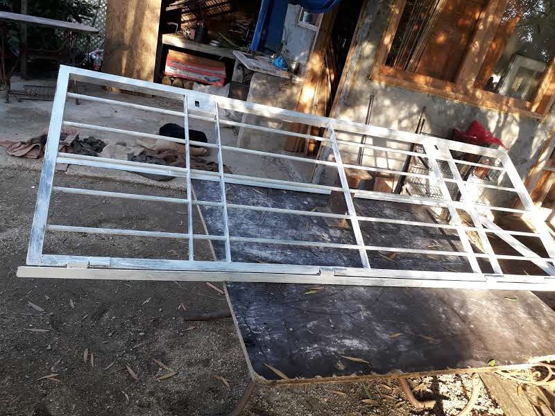 Carpintero a Medida Jorge González CARPINTERO A MEDIDA Herrería