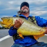 PESCA DE DORADOS EN SALTO URUGUAY