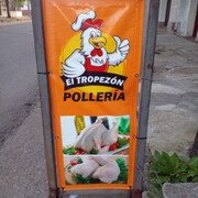 POLLERÍA EL TROPEZÓN